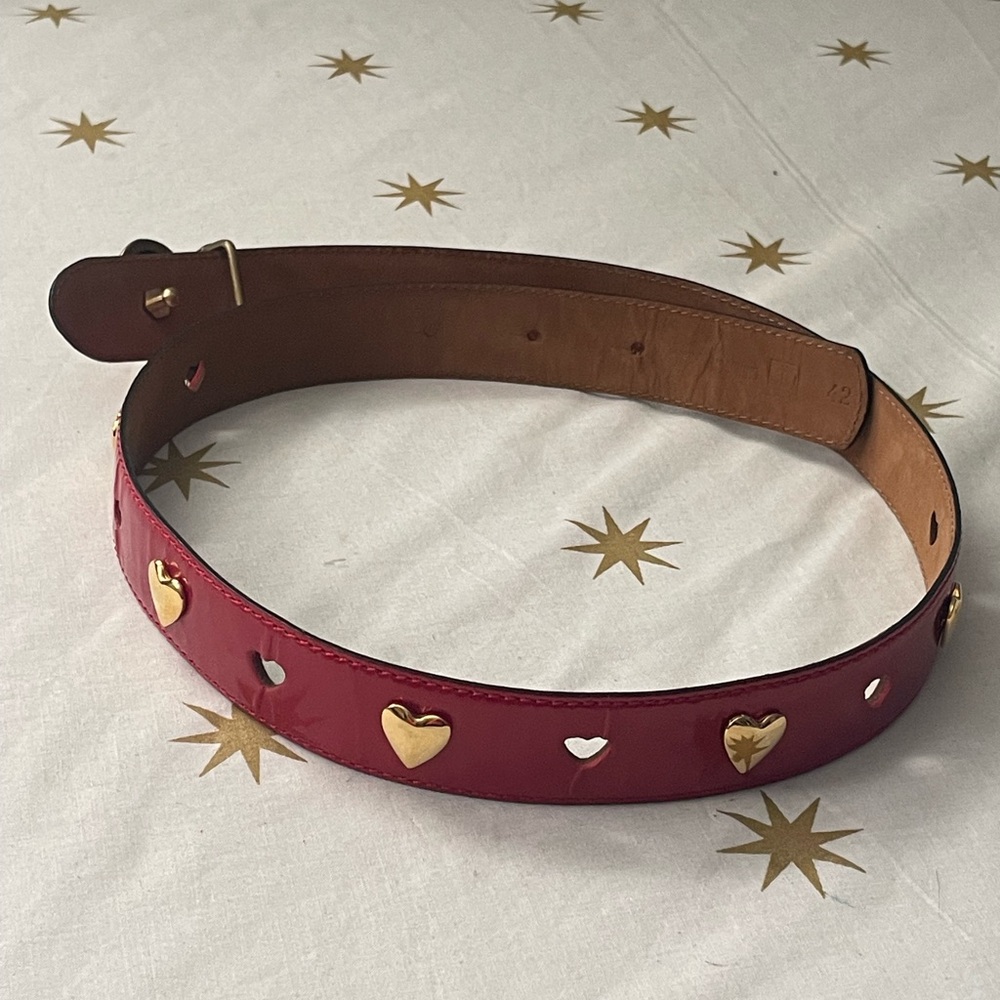 Vintage MOSCHINO REDWALL Red Leather Gold tone Hearts Belt Size 42 - Picture 10 of 12